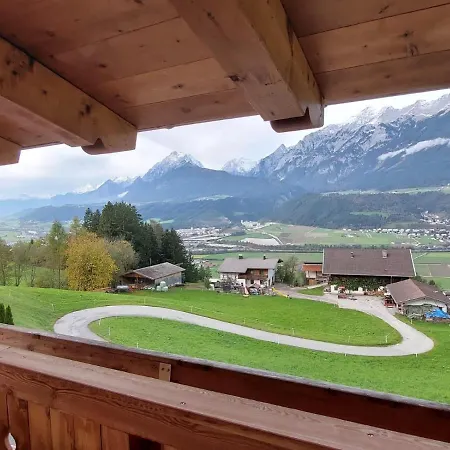 Am Arzberg アパート *