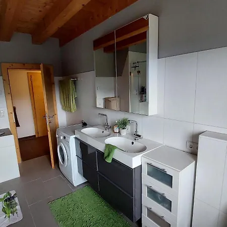 Am Arzberg Apartment